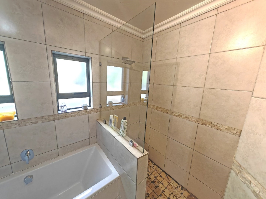 4 Bedroom Property for Sale in Bayswater Free State